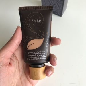 Tarte Amazonian Clay Foundation - 37B